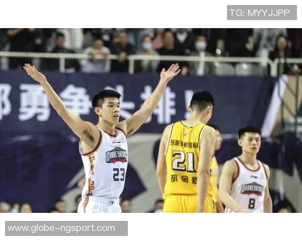 媒体人点评林葳表现：手感与选择待改进防守与组织能力显著提升